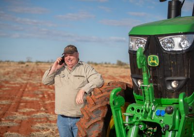 tractor-farmer-agriculture-photography-qld